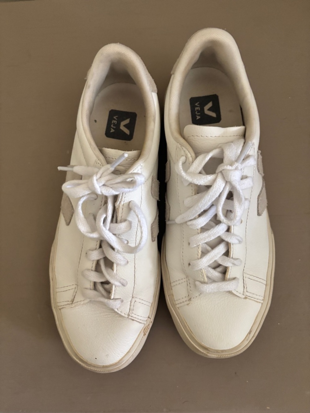 Veja White Low-Top Sneakers with Beige Suede 'V' - Picture 2 of 4